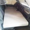 cama con tablero dm y espuma para furgonetas Renault Master, Opel Movano y Nissan NV400