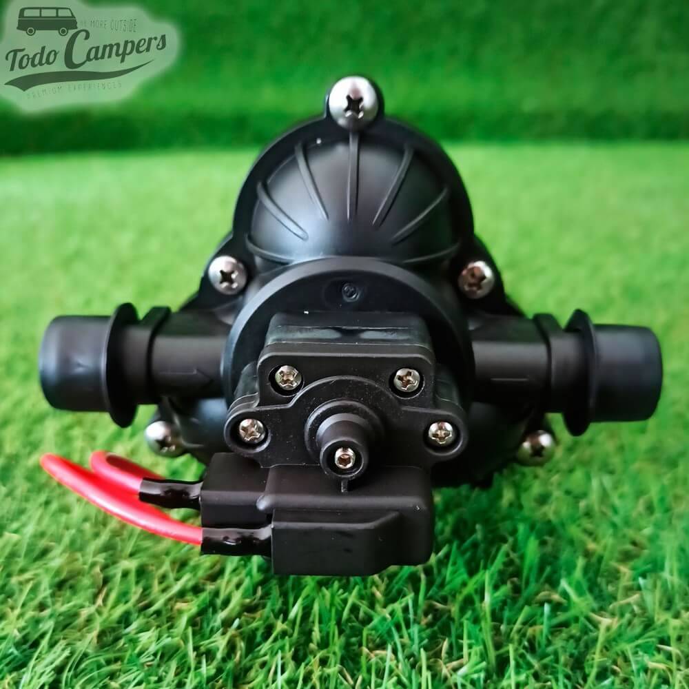 Saída de 1/2" da bomba de pressão 12v Carbest. Bomba depósito de águas limpas