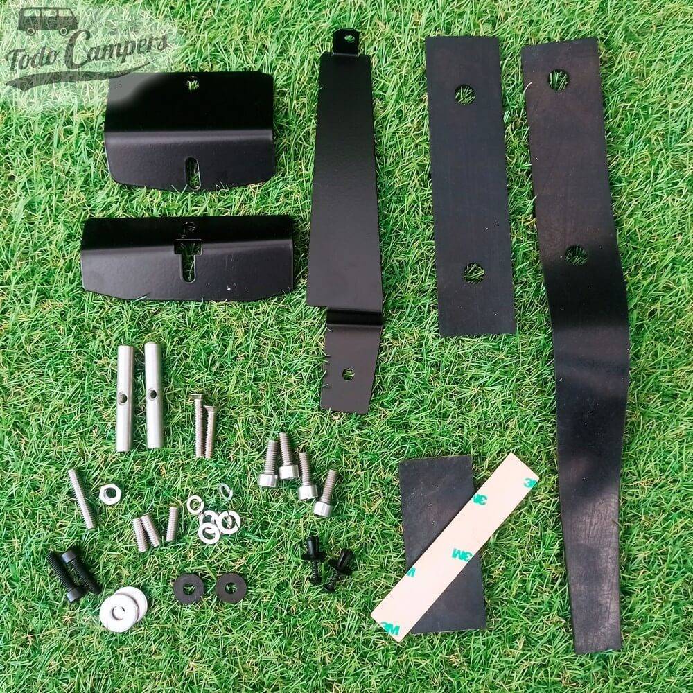 Parafusos e peças incluídas com o suporte para toldos F40