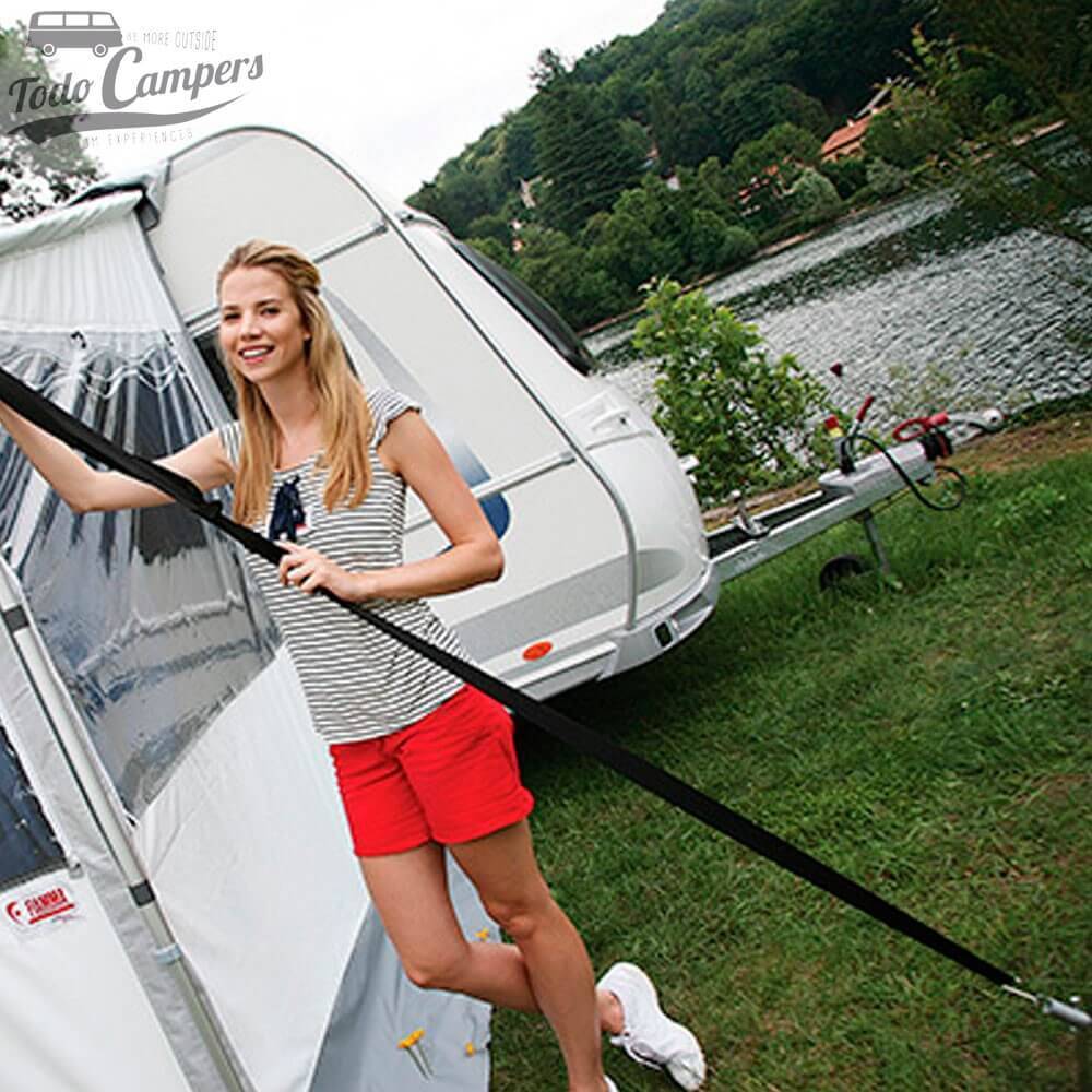 Estas cintas estão pensadas para prender frontalmente os toldos F45s/L, F65s/L, F35 Pro e Caravanstore.