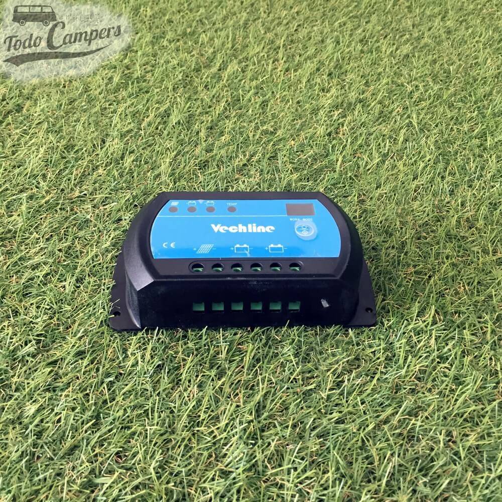 Regulador solar dual VechlineCarrega tanto a bateria secundária dedicada à autovivenda como a de arranque do veículo.