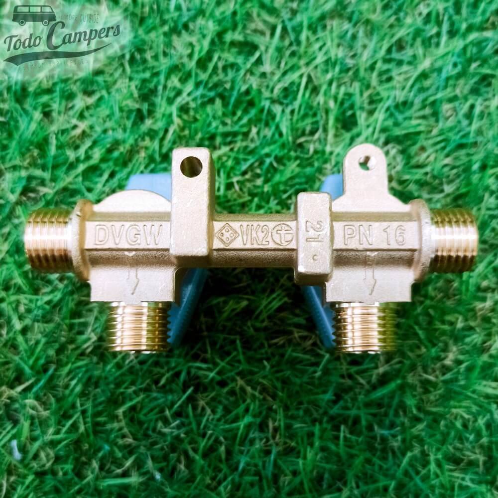 LLave de paso de 2 vias de 8mm