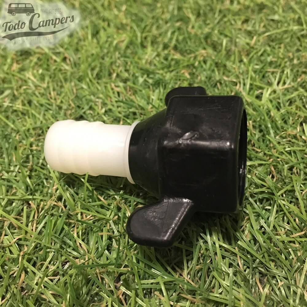 Conector para conexión de la bomba de agua