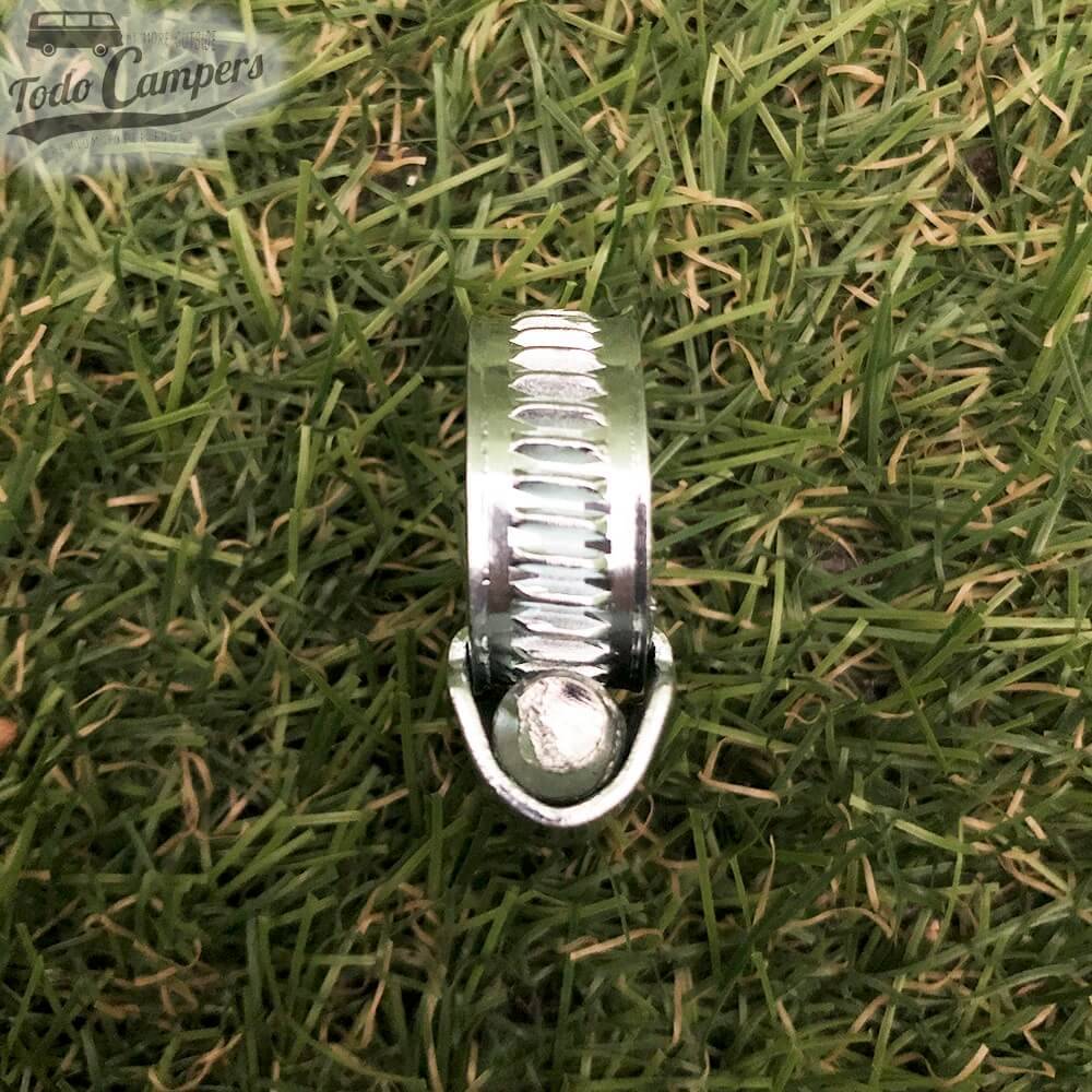 Abraçadera zincada para tubo de 8 a 16mm