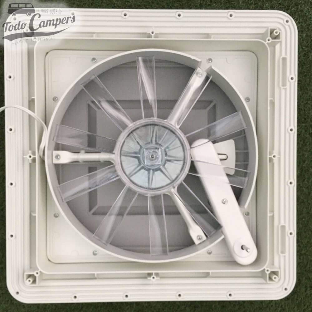 Claraboya Fiamma Turbo Vent 40 Blanca
