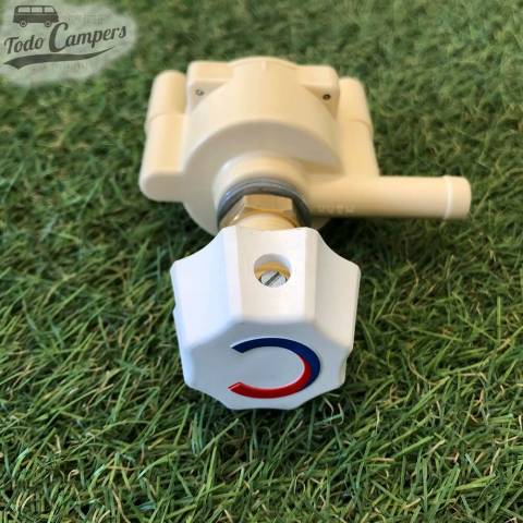 Válvula ideal para sistemas en los que hay instalados grifos de agua fría.