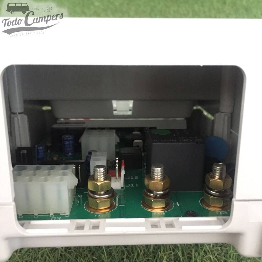 interior de caja de distribución