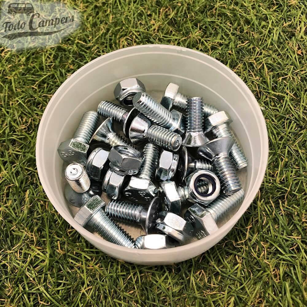 Ferragens para a base giratória para o lado acompanhante de Trafic, Vivaro e Primastar 2002-2014