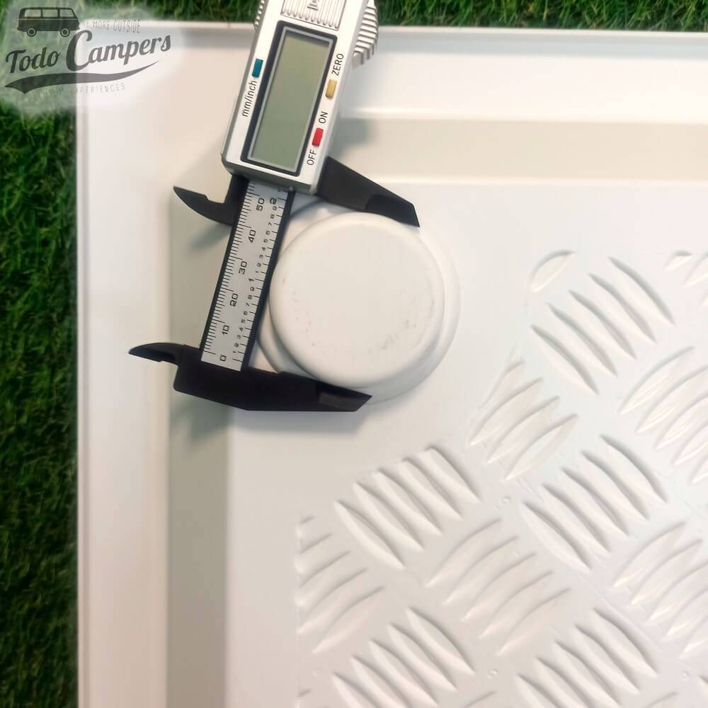 Parte traseira da base de duche.