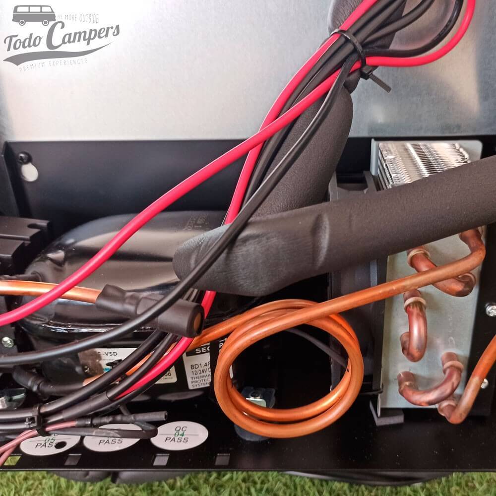 Frigorífico com congelador Webasto Cruise Elegance - 42 litros