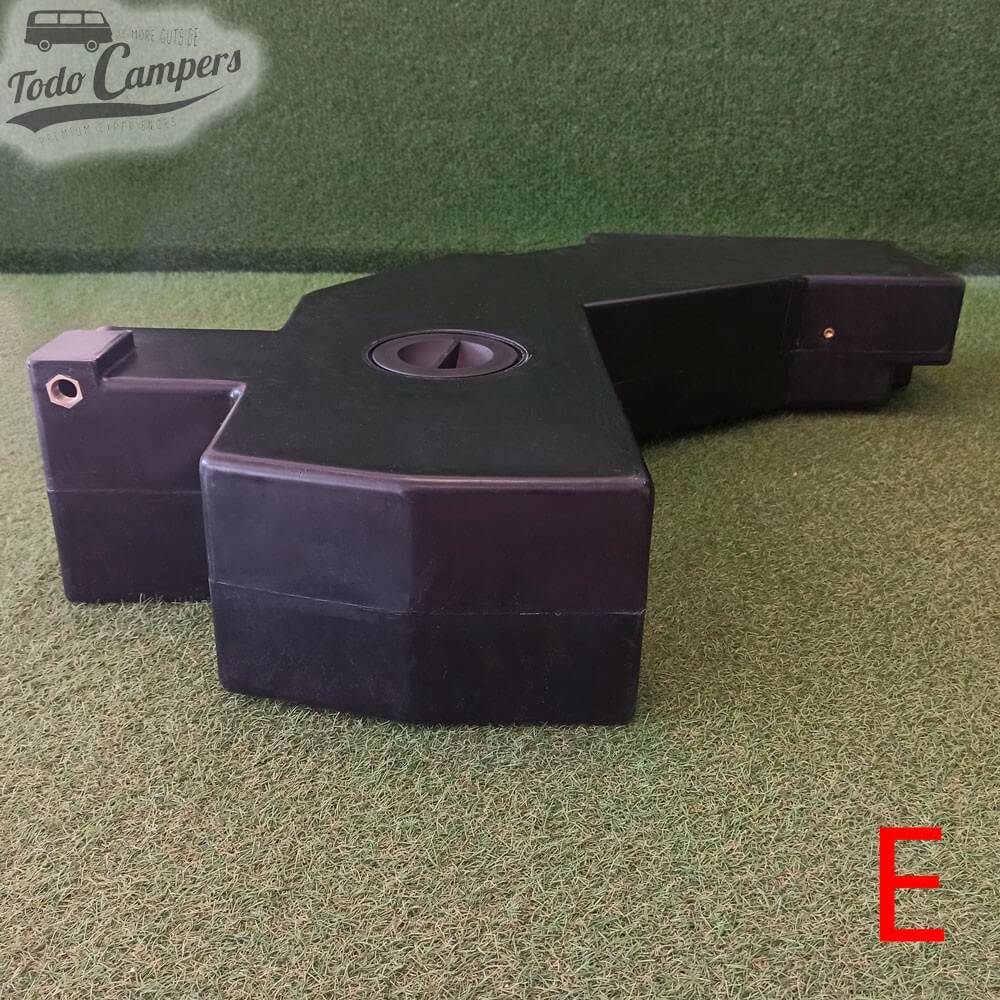 Face E do depósito de águas limpas para Volkswagen T5, T6 e T6.1 de 69L