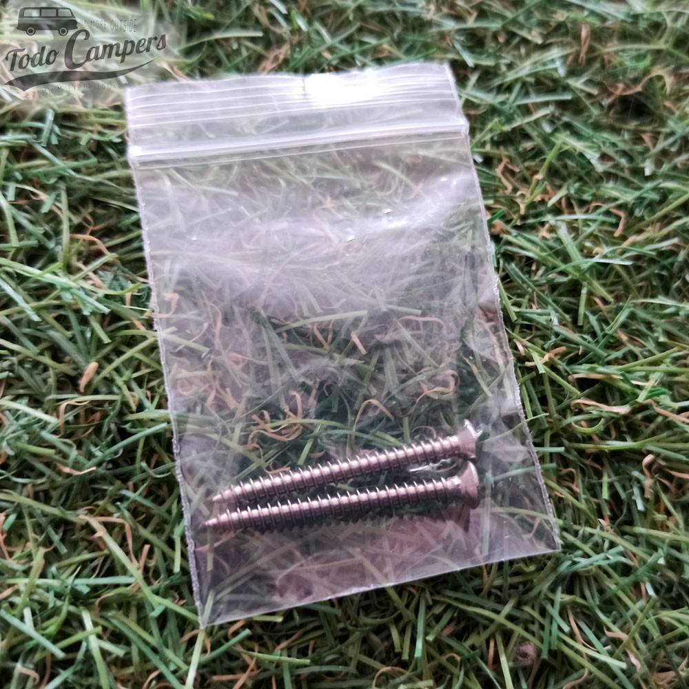 Tornillos de la Lámpara LED L80TM de Dometic