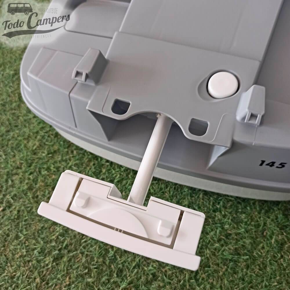 WC portátil Porta Potti Qube 145 - palanca de desagüe