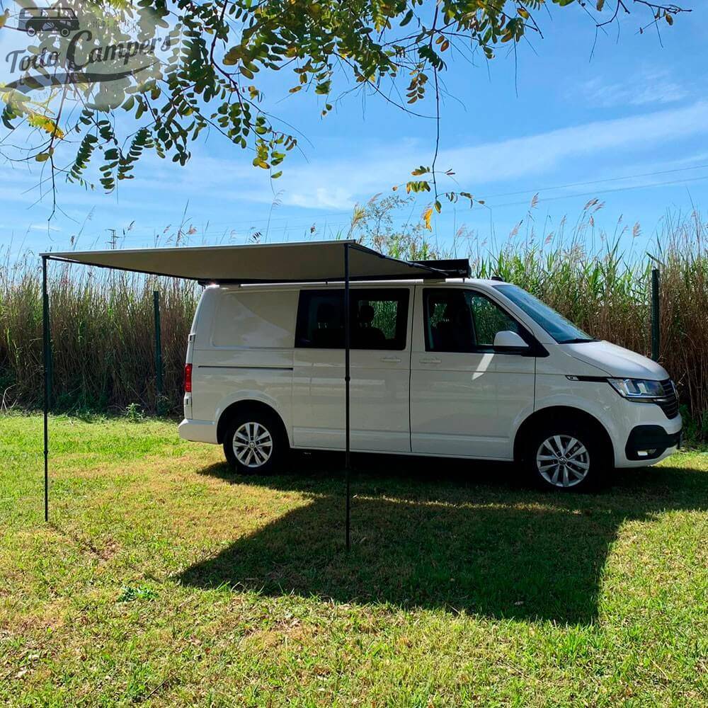 Toldo Spartacos 220 montado em campervan