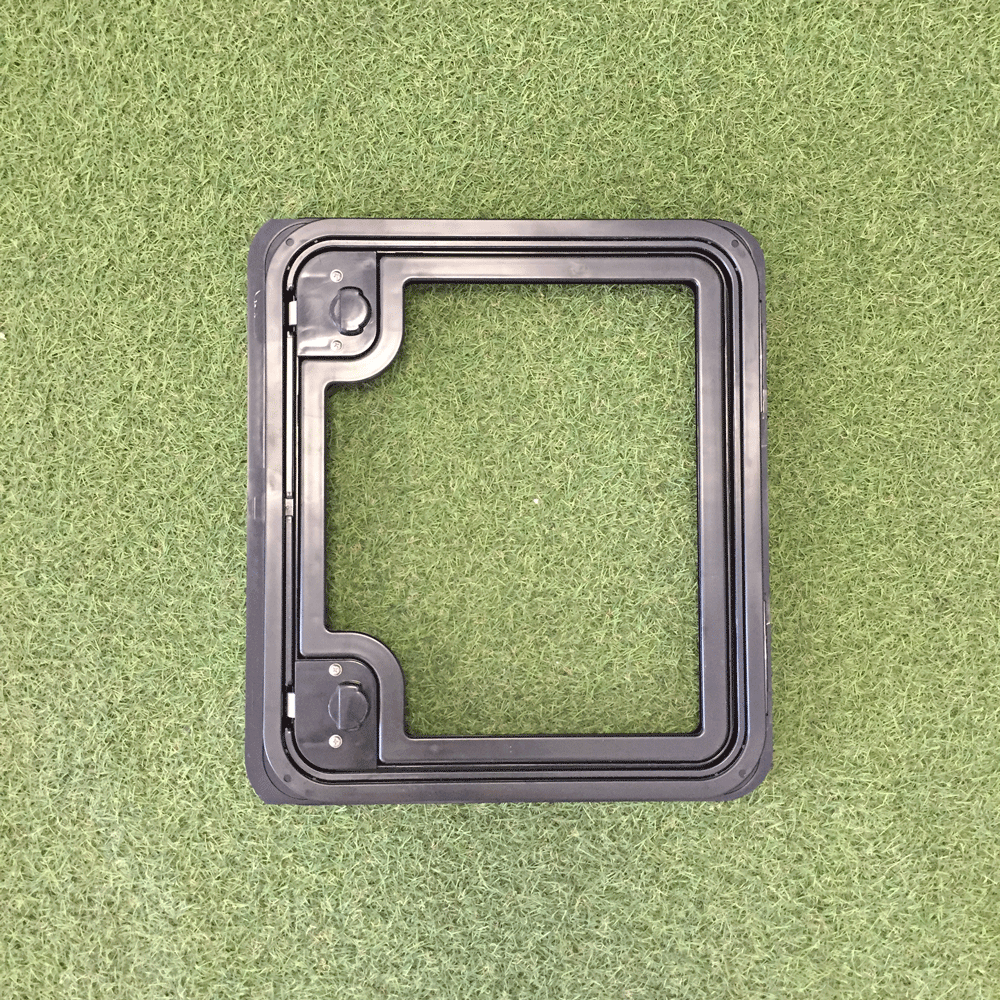 Porta de serviço Thetford Door III (Preta) vista traseira