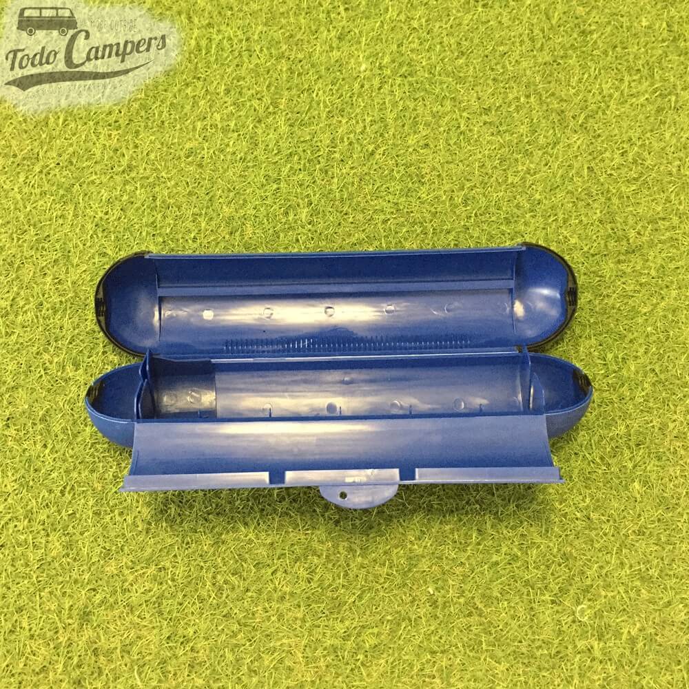 Protector de enchufe exterior que evita la desconexión de la toma de corriente