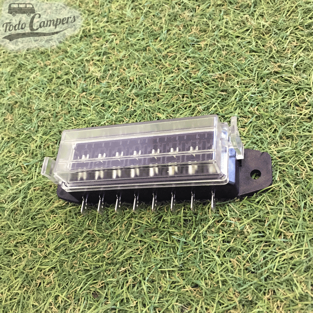 Caja portafusibles de 8 pins (no incluye fusibles).