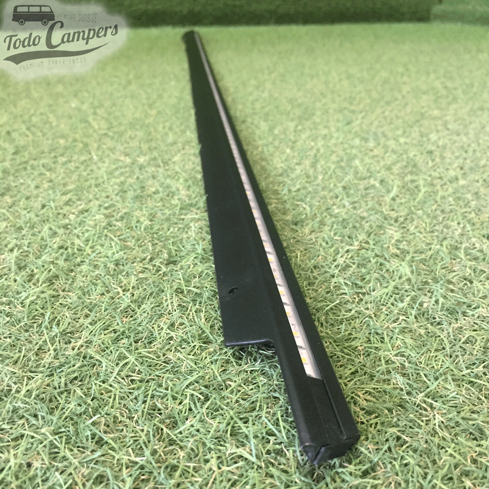 Vierteaguas iluminado RT100 Dometic para Ducato, Jumper y Boxer desde 2007 - Negro