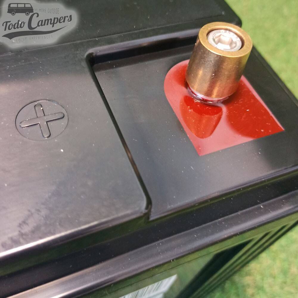 Borne positivo de la batería sellada AGM 12v 120A marca EZA