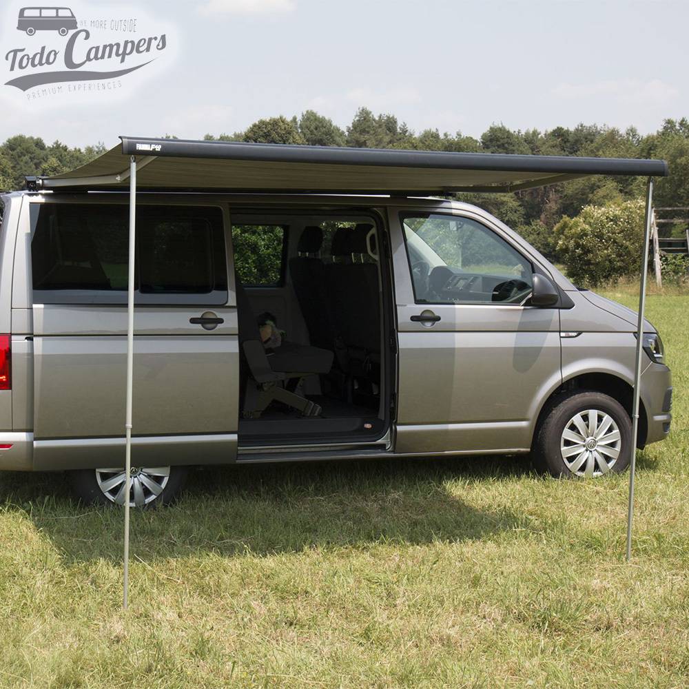 Toldo Fiamma F40Van 270 montado en camper