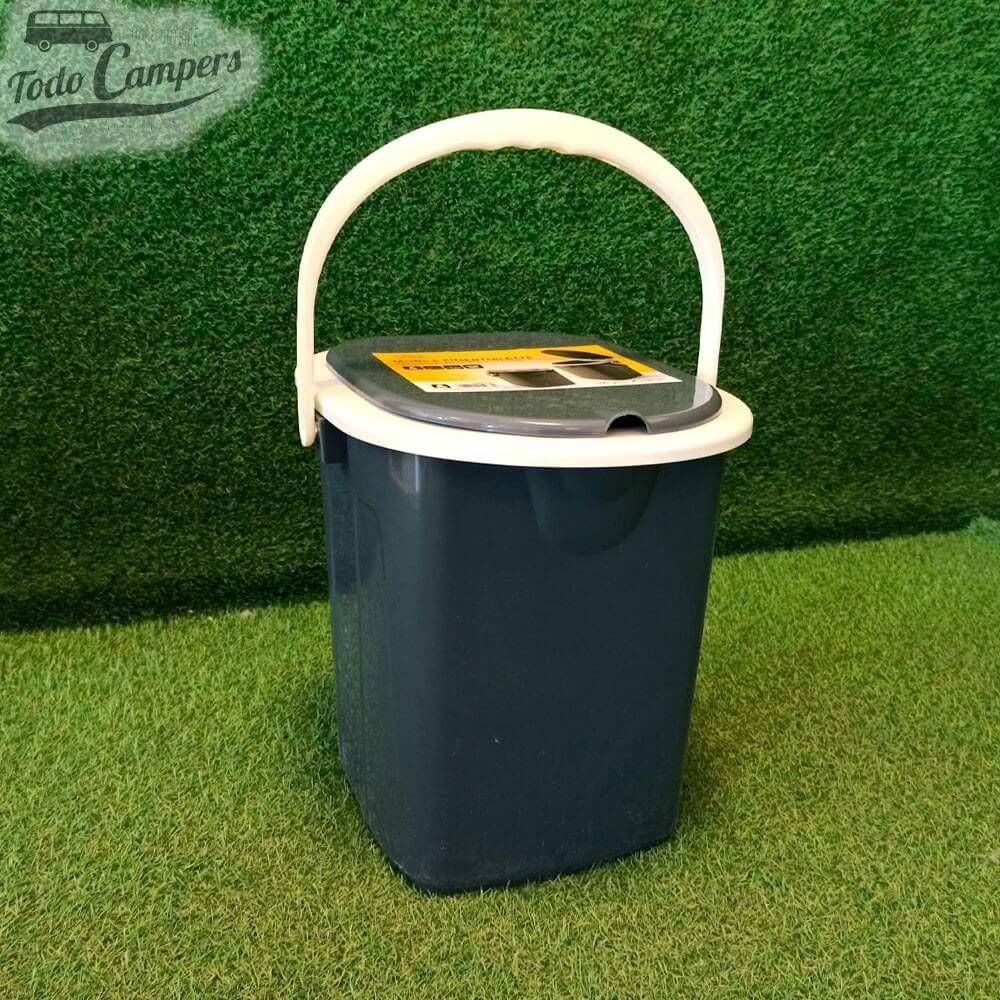 WC portátil respetuoso con medio ambiente. Marca Camp4.