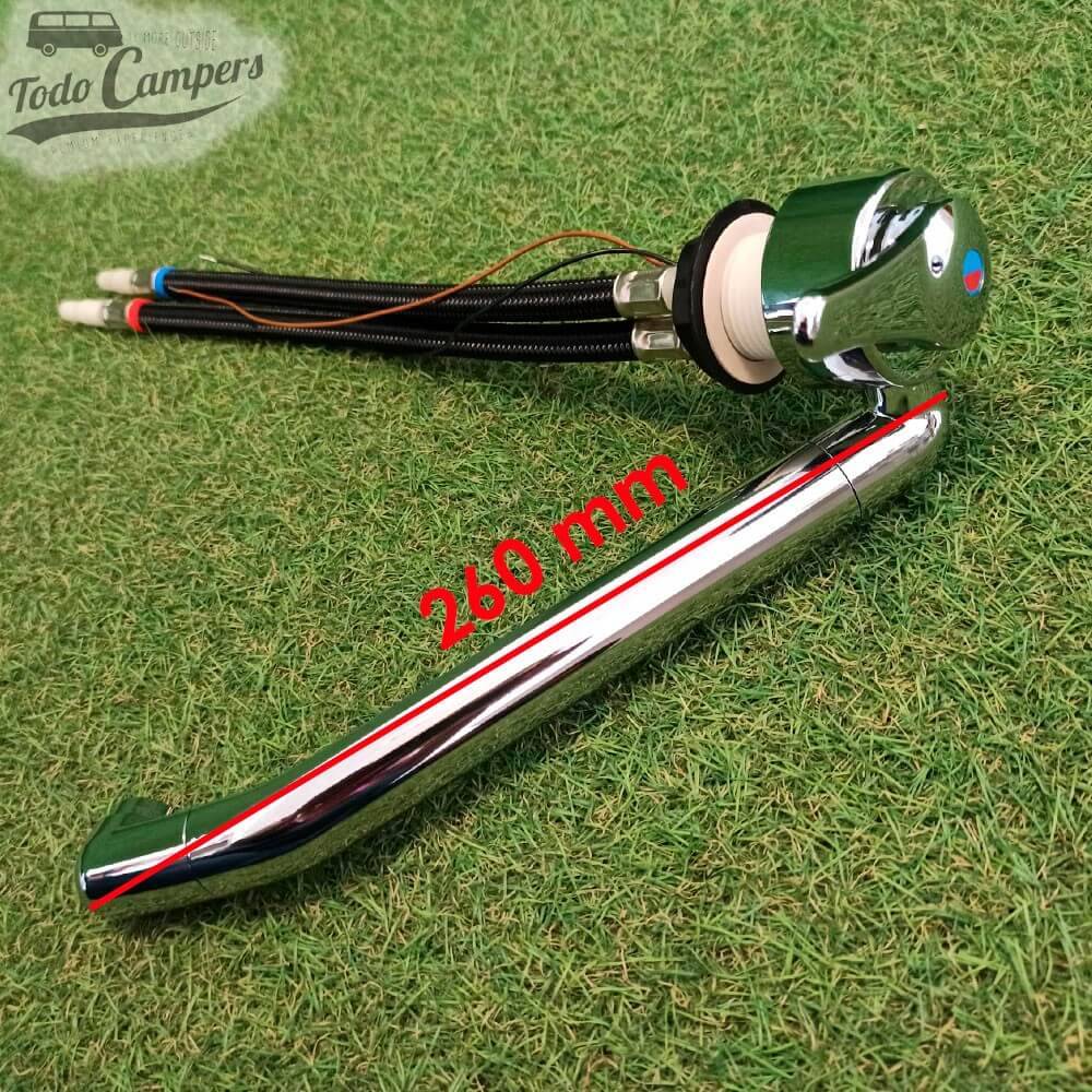 A torneira tem um comprimento de 260 mm e é rebatível (girando 360º).