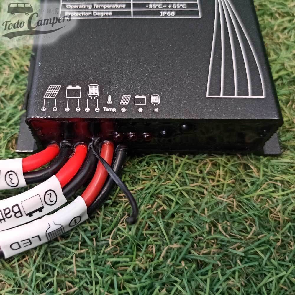 Regulador solar de carga MPPT 15A. Válido para 12V y 24V (automático).