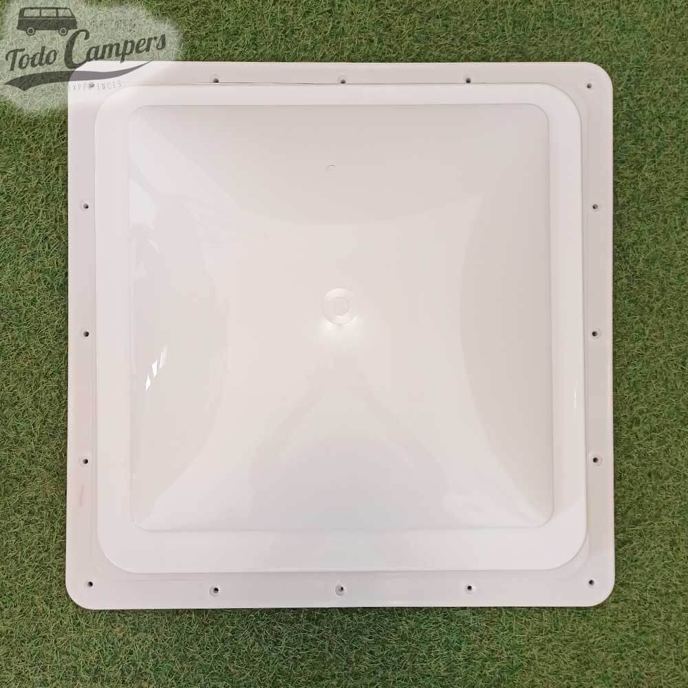 Cúpula blanca mate de la Claraboya Dometic FanTastic Vent 7350