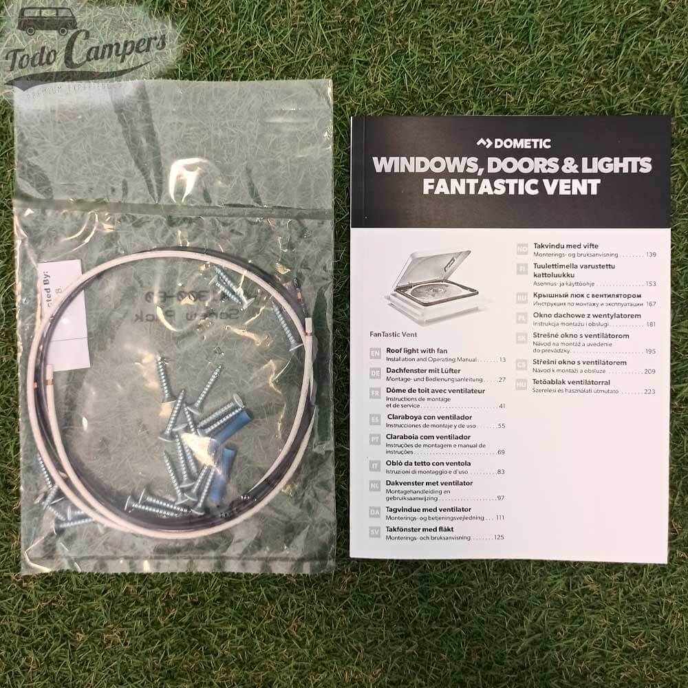 Manual de instrucciones y tornillos de la Dometic FanTastic Vent 7350