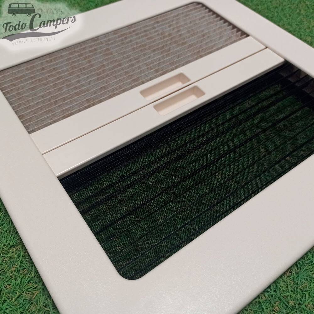 mosquitera y store de la claraboya Micro Heki