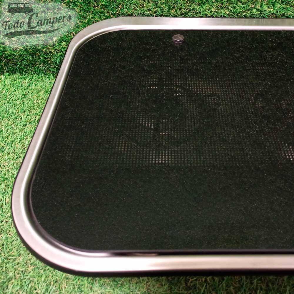 práctica tapa de cristal semitranslúcida para que maximizar el espacio de tu cocina