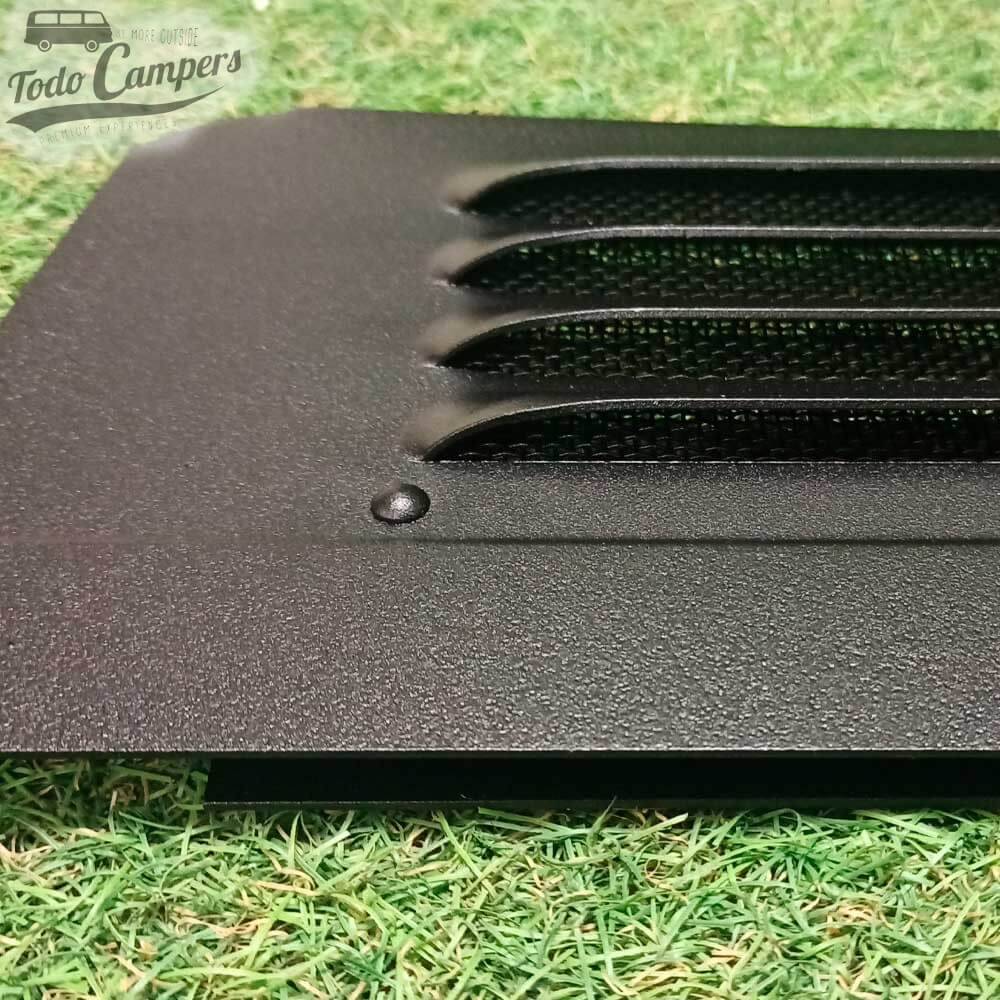 2 rejillas para ventilar adecuadamente tu Mercedes