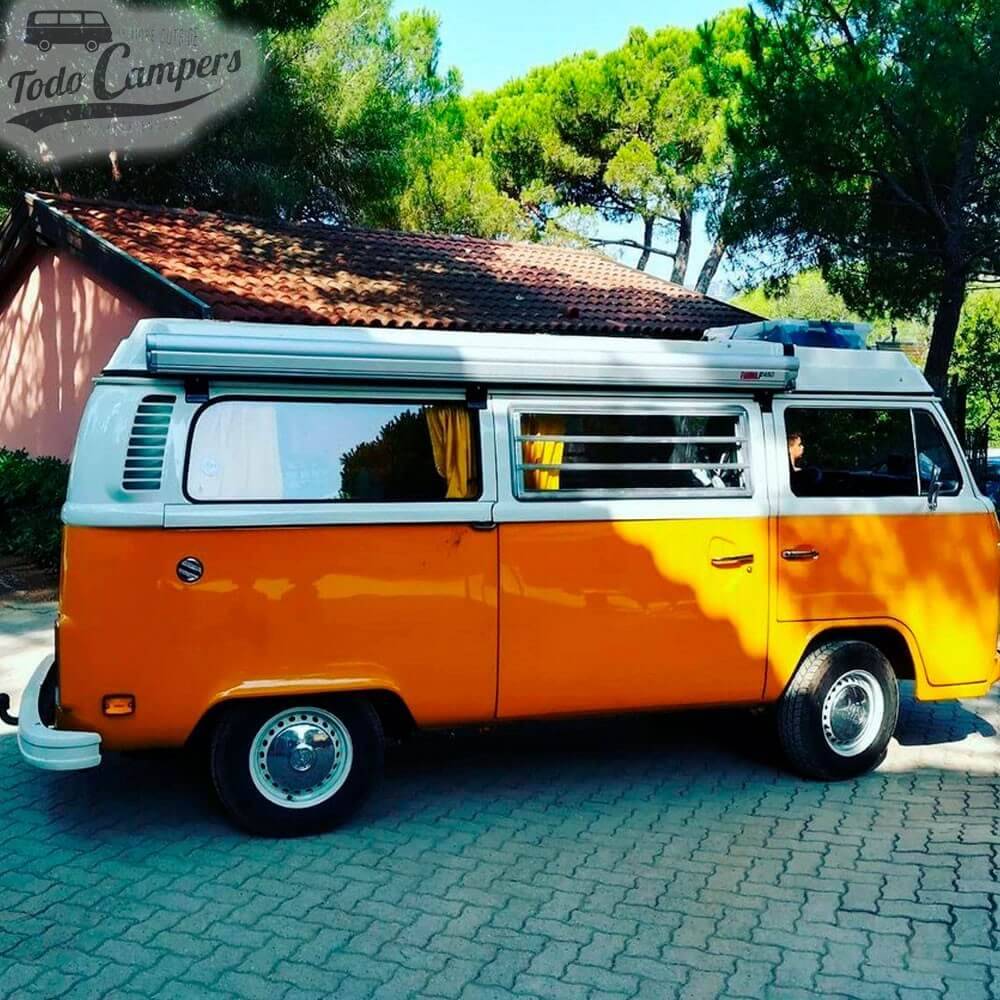 Toldo Fiamma F45s 260 Titanium instalado en Volkswagen T3