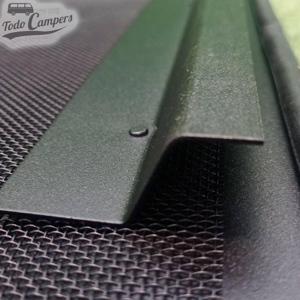 detalle del air vent para ventanas Carbest lado acompañante