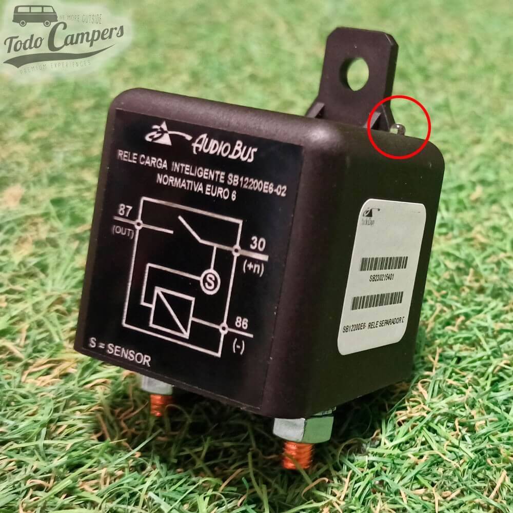 Relé automático EURO6 con LED integrado de 120A para separar la batería principal y secundaria