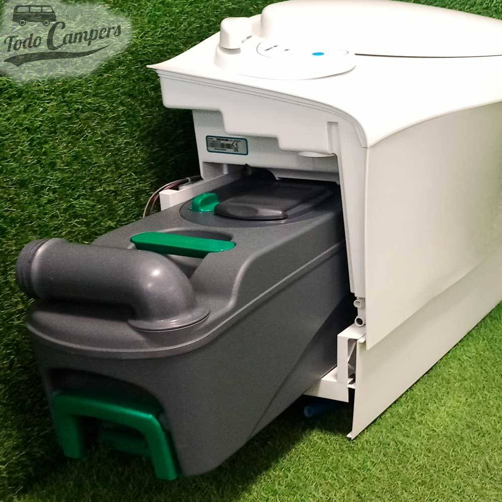 WC con cassette extraible. Se recomienda instalar el Door III.