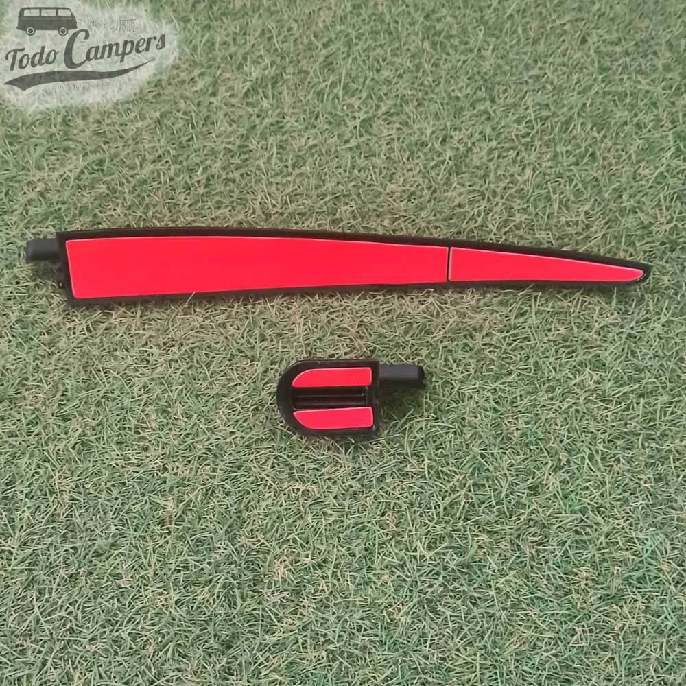 Parte inferior adhesiva del spoiler multirail Reimo de T5