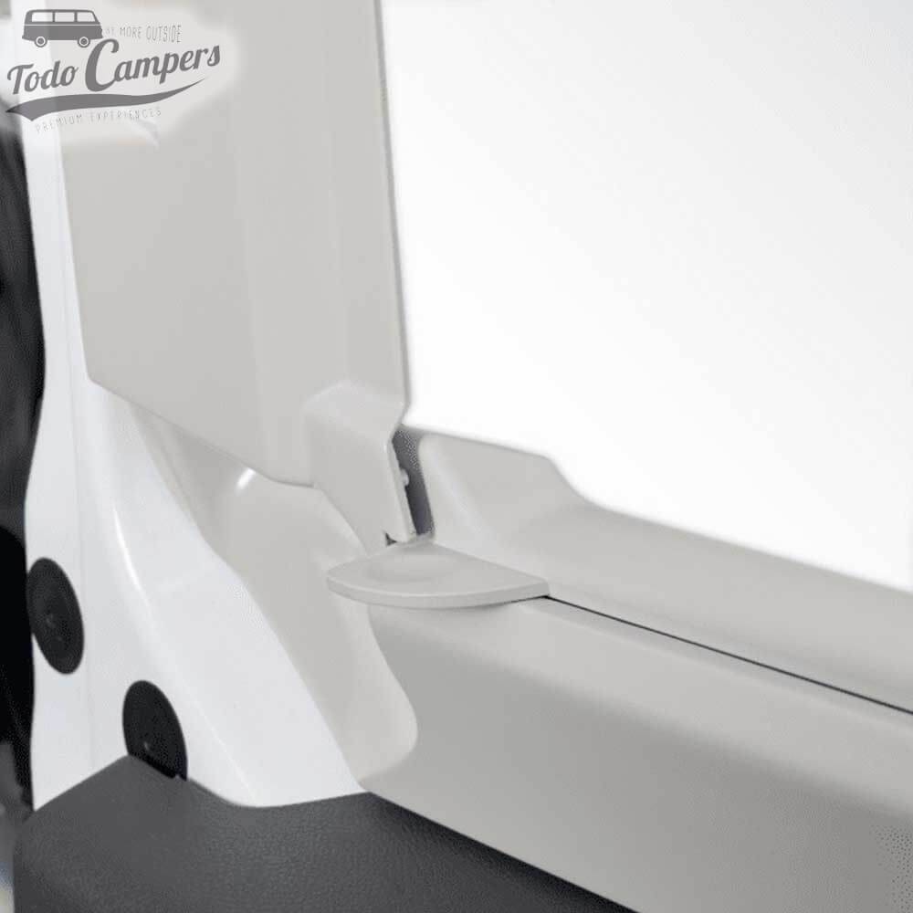 Asa ergonómica con cómoda función de cierre