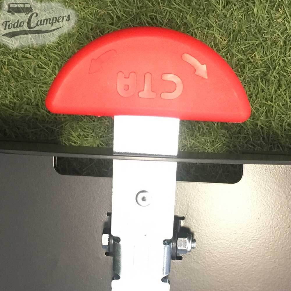 Detalle base giratoria asiendo de acompañante para Trafic y Vivaro desde 2015 y Talento y NV300 desde 2016 - CTA