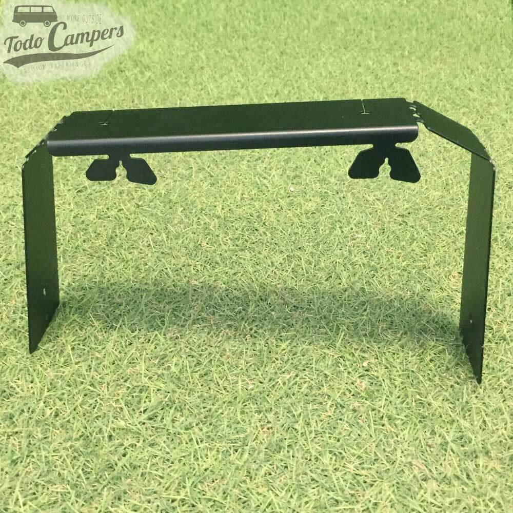 Detalle cubre suplemento base giratoria conductor para freno de mano para Volkswagen T5, T6 y T6.1 desde 2003