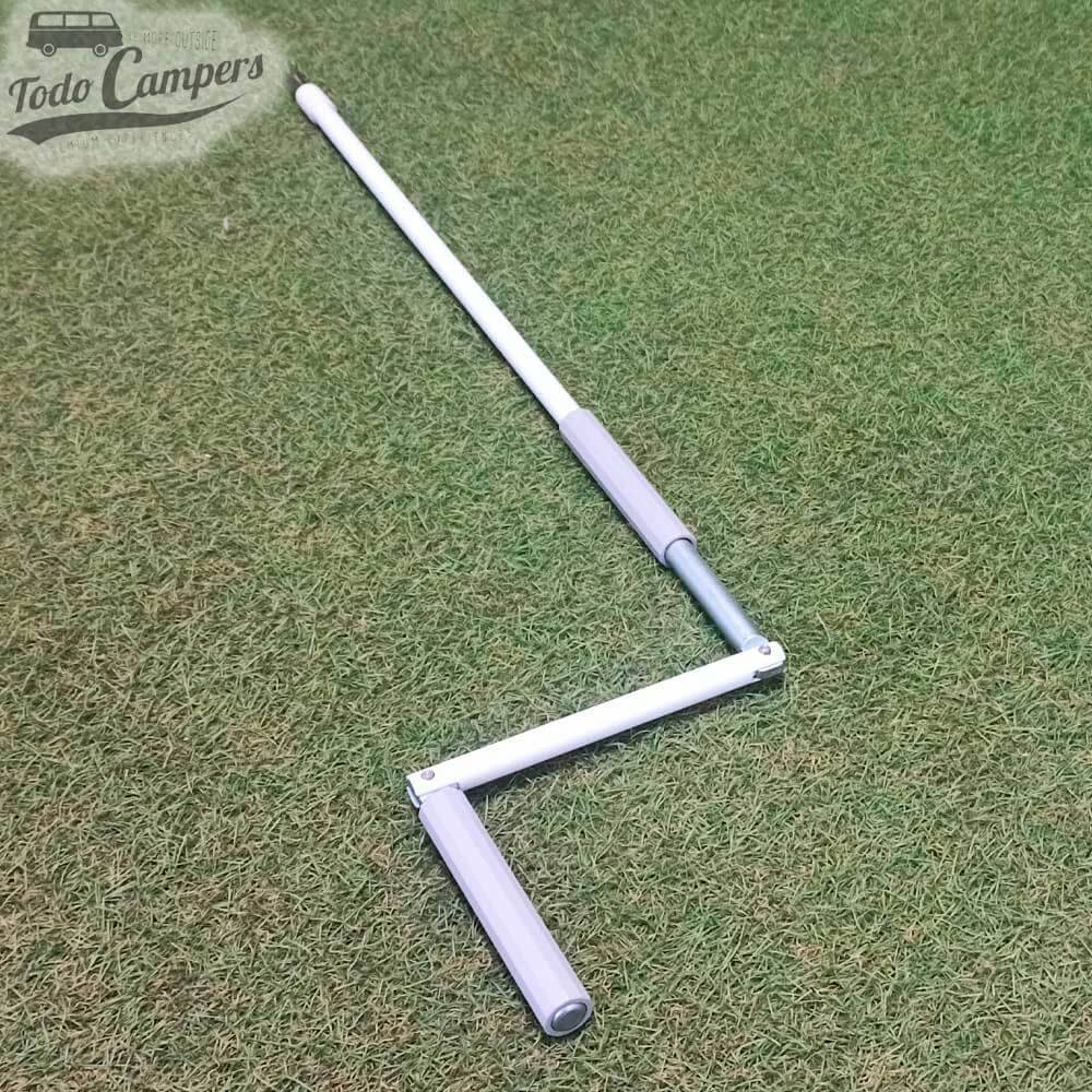 el Toldo Dometic PerfectWall PW 1100 incluye manivela para abrir y cerrar el toldo