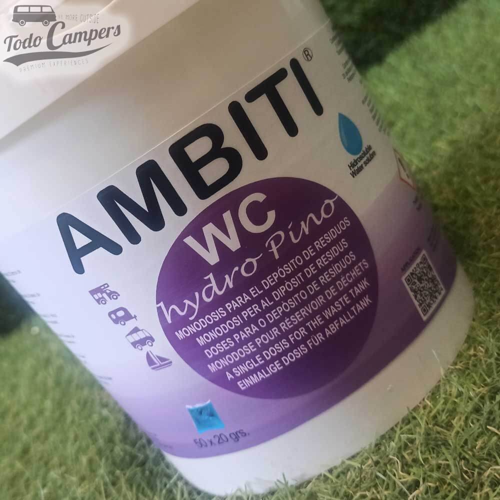 Bote de 50 monodosis de aditivo azul perfumado con agradable olor a pino