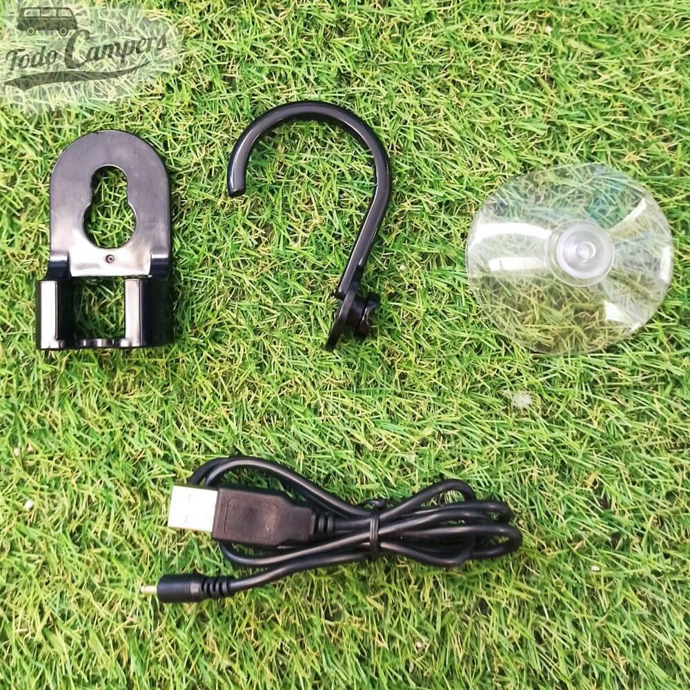 gancho, ventosa y cable cargador de la ducha portátil camper