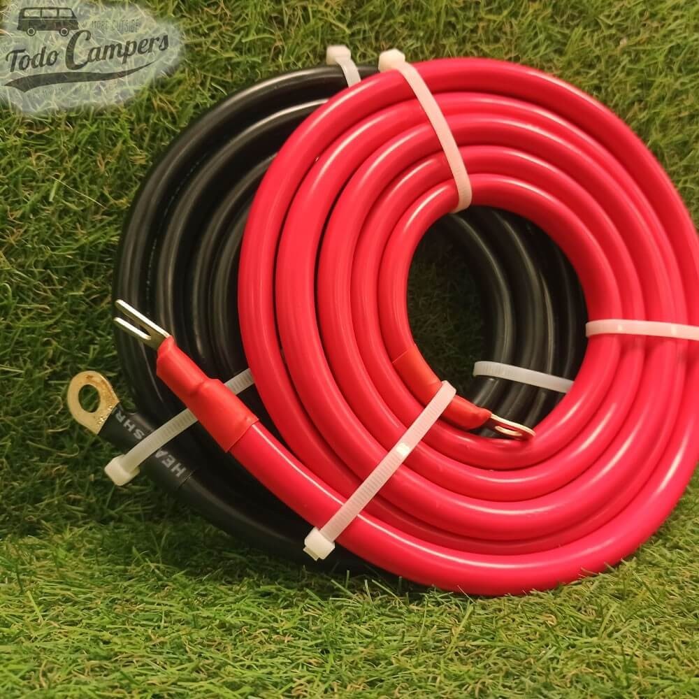 Cables positivo y negativo de alimentación