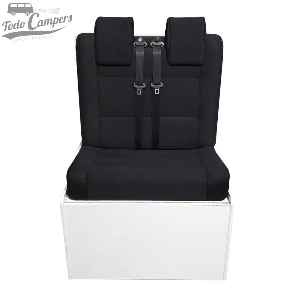 vista frontal do Assento Komfort Premium preto para estrutura CTA Sem Isofix