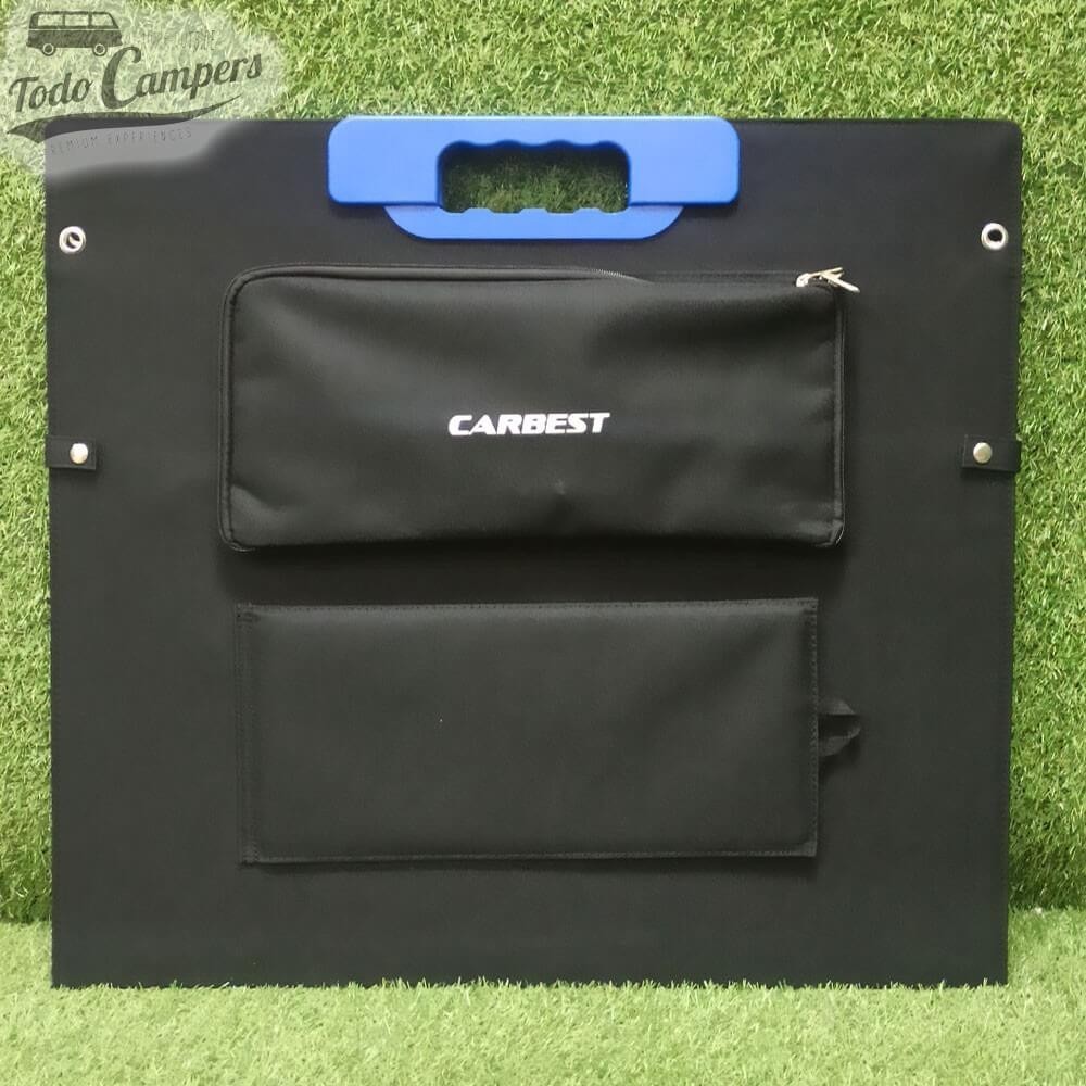 painel SC200 fechado com bolso integrado com porta para cabos e 3x USB