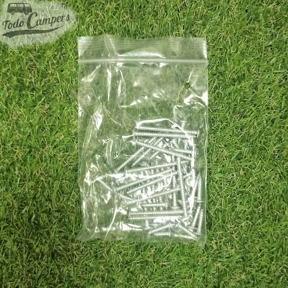 Incluye tornillería de instalación