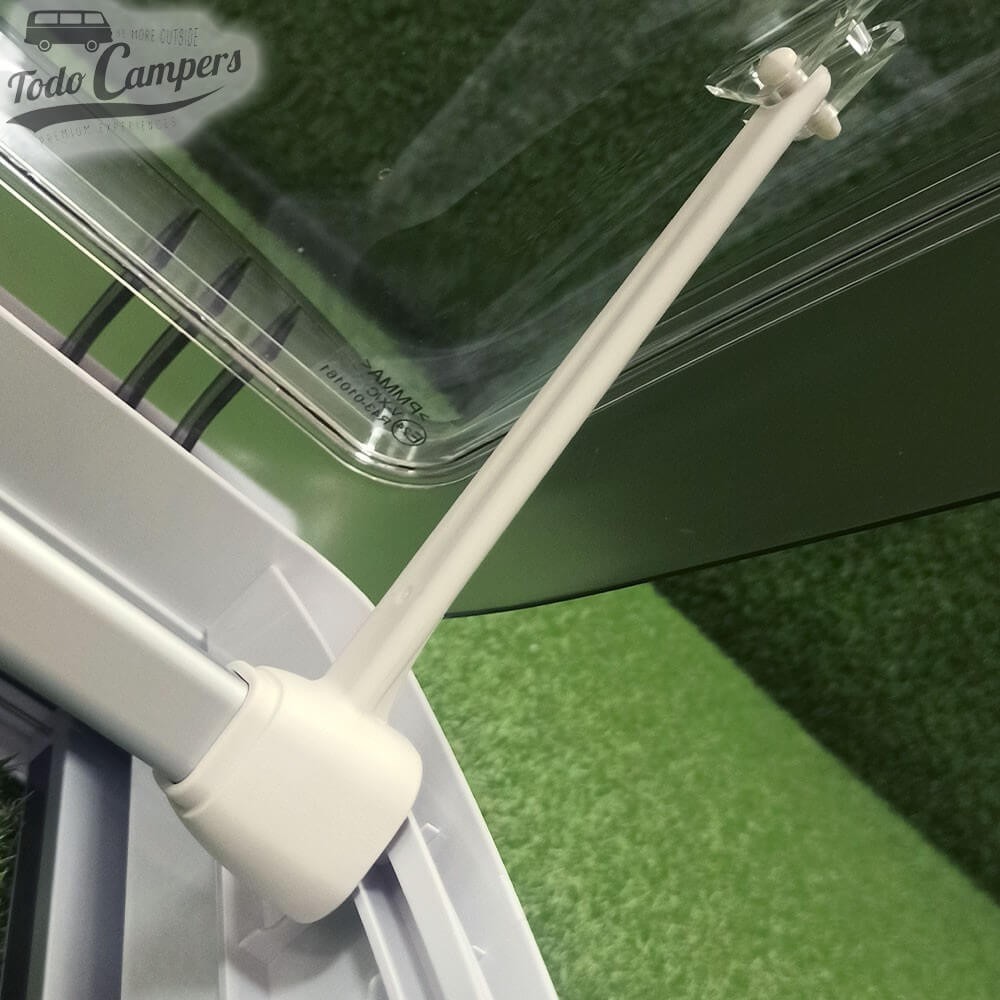 Alavanca para abrir claraboia de até 30 kg.