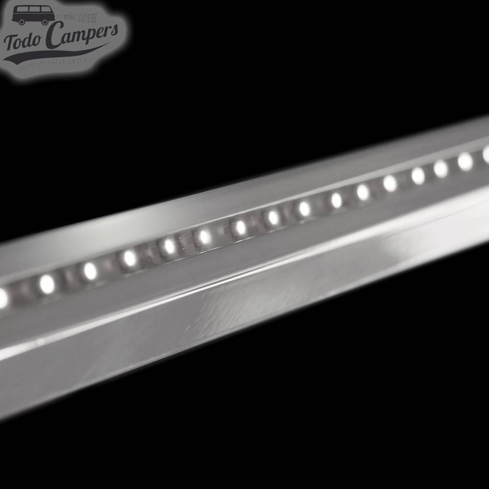 Canalón de lluvia iluminado (tecnología LED) de color blanco