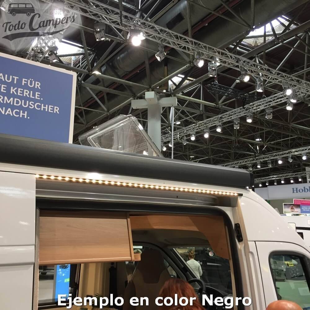 Vierteaguas iluminado instalado en furgoneta camperizada